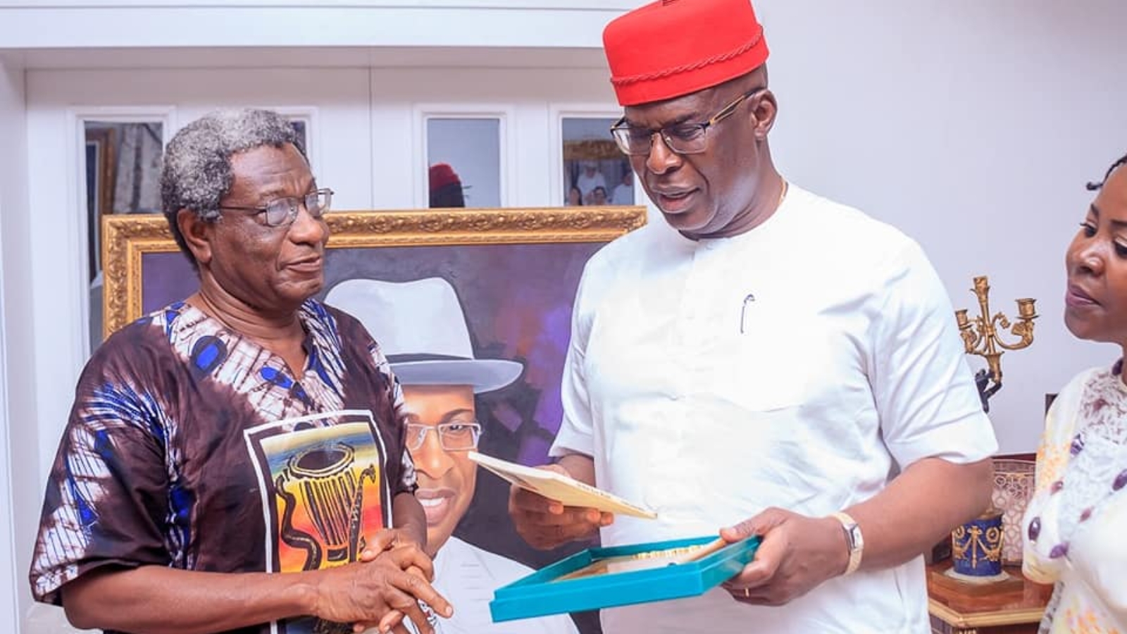 Top literary body honours Silva for development of art in Nigeria.